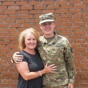 Meet your Posher, Rene